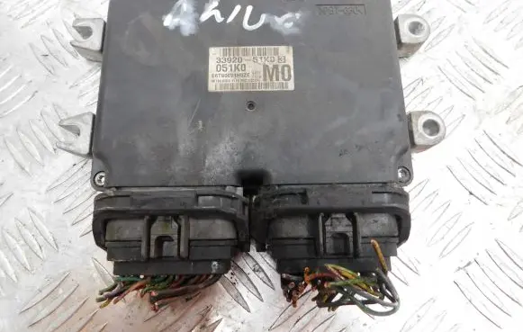 Opel Agila B Engine control unit/module E6T90071H5ZE 3392051K03 051K0
