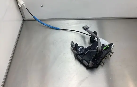 KIA EV6 Front door lock 81320CV110