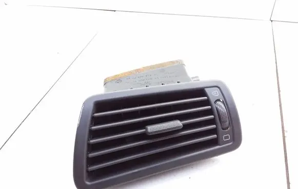 Peugeot 807 Dashboard air vent grill cover trim 1484108077 1491963077