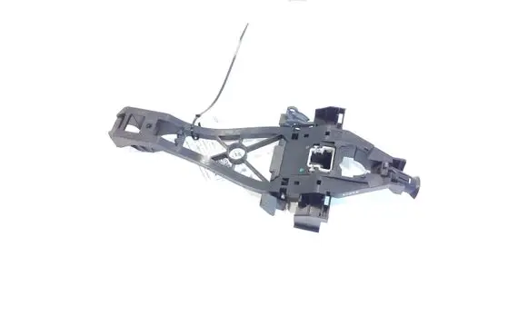 Rear door exterior handle/bracket