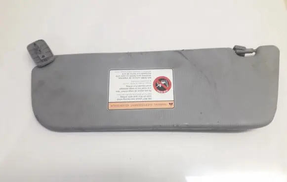 Chevrolet Tacuma Sun visor