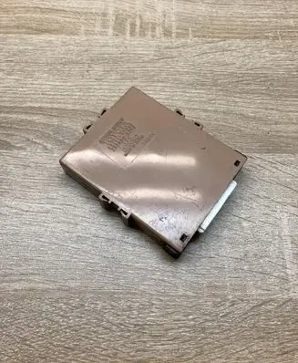 Toyota Prius (XW20) Gateway control module 8911147050 2324005290
