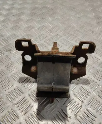 Nissan Navara D40 Engine mount bracket 11220EB300