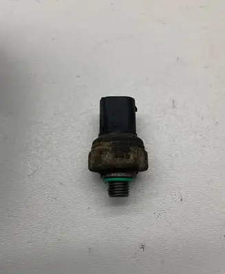 BMW 3 E90 E91 Air conditioning (A/C) pressure sensor 