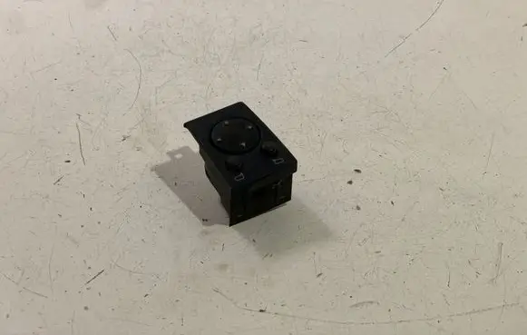 Volkswagen Golf III Wing mirror switch 4A0959565