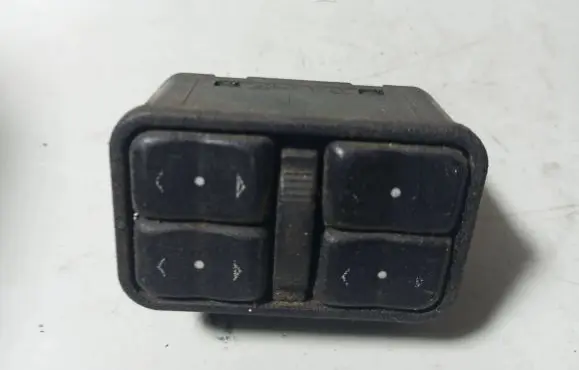 Opel Zafira A Electric window control switch 13363401 90561086