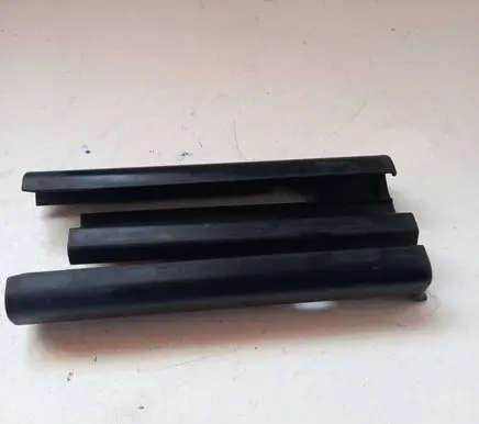 Audi A8 S8 D2 4D Sliding door rail trim 4D0881349C
