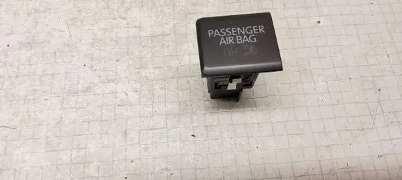 Volkswagen Transporter - Caravelle T5 Passenger airbag on/off switch 7E0919234