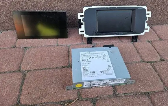 Screen/display/small screen