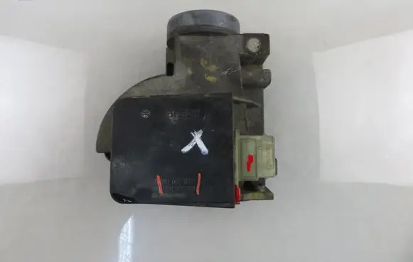 Audi 80 90 S2 B4 Throttle body valve 028906301 0281002072