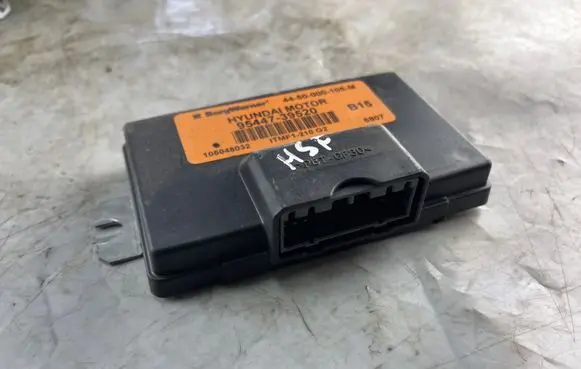Hyundai Santa Fe Gearbox control unit/module 9544739520 105048032 4450000105m