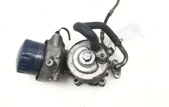 Nissan Navara Oil filter mounting bracket 