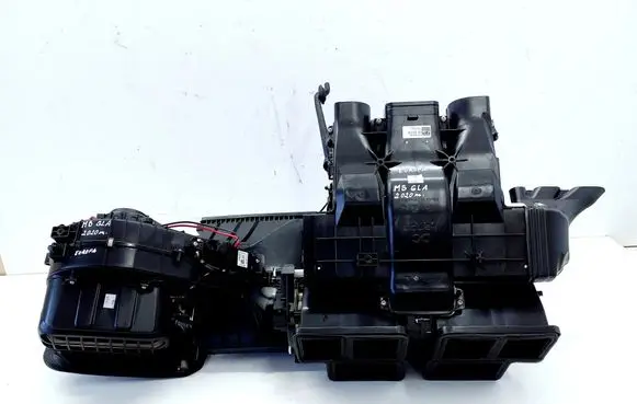 Mercedes-Benz GLA H247 Interior heater climate box assembly A2479061901 A1778310800