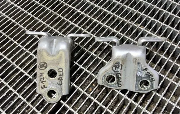 SsangYong Tivoli Rear door hinge set 