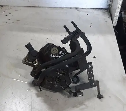 Hyundai Santa Fe Fuel injection high pressure pump 0445010121 3310027400