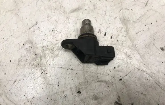 Renault Trafic II (X83) Camshaft position sensor 8200038472 144447