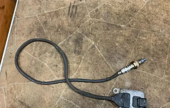 Mercedes-Benz C W205 Lambda probe sensor A0009051612