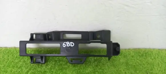 Peugeot 108 Headlight/headlamp mounting bracket 8144A-04040