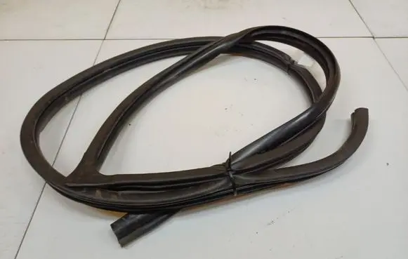KIA Ceed Rubber seal front coupe door