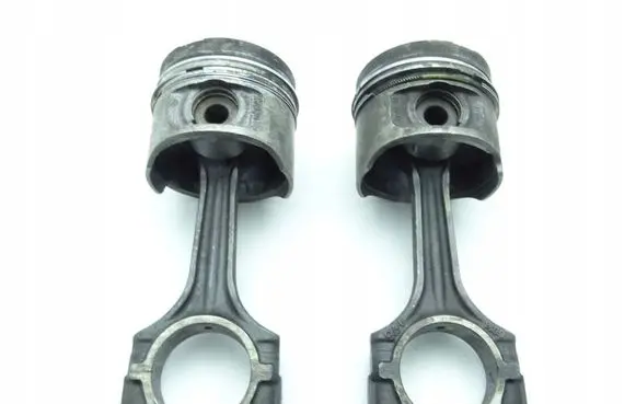 Mercedes-Benz Vito Viano W638 Piston with connecting rod 601 8953