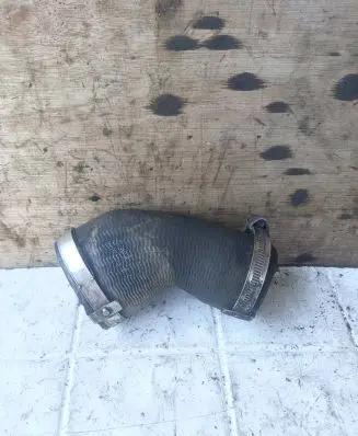 Opel Zafira B Intercooler hose/pipe 04891788ab