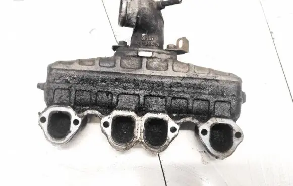Audi 80 90 S2 B4 Intake manifold 028129713e
