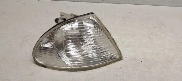 BMW 3 E46 Front indicator light