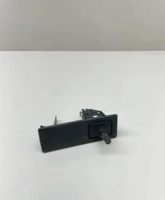 Mercedes-Benz S W116 Loading door sensor 0008213252