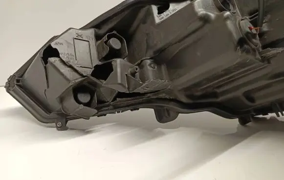 Lexus UX Headlight/headlamp