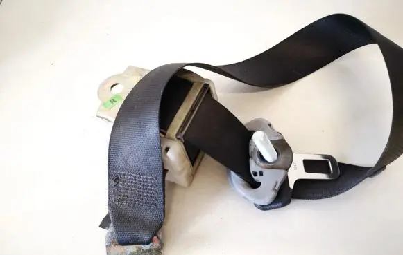 Opel Astra F Rear seatbelt 90359914