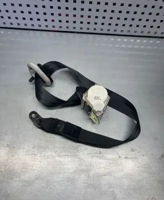 Volkswagen Caddy Rear seatbelt 34040123A 21110820
