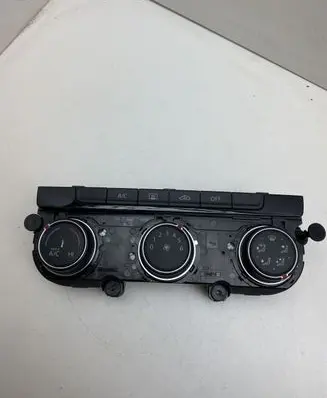 Volkswagen Golf VII Climate control unit 5G0907426AQ