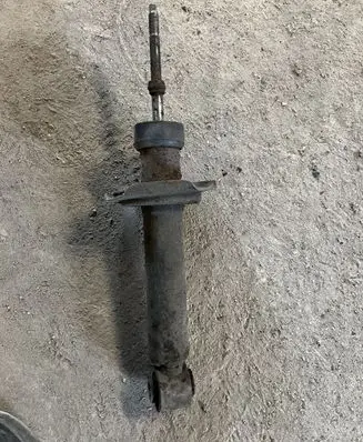 Nissan Almera N16 Rear shock absorber/damper