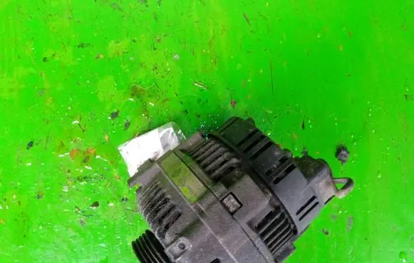 Renault Clio I Generator/alternator