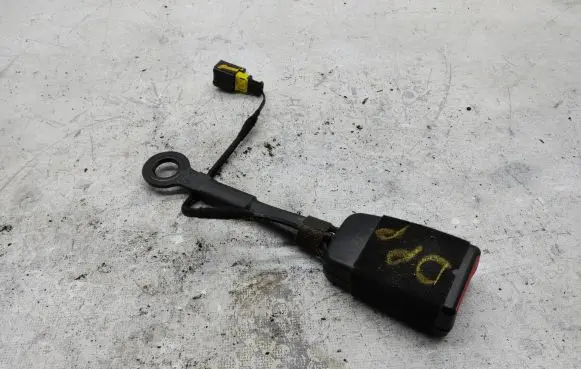Opel Mokka B Front seatbelt buckle 96664878 0877897886