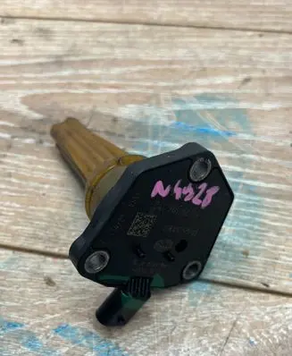 Seat Altea Oil level sensor 04C907660A 6PR01252500