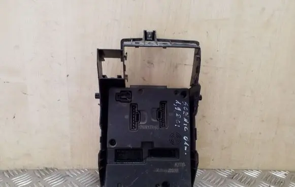 Renault Scenic I Comfort/convenience module 8200029342B 7703397911