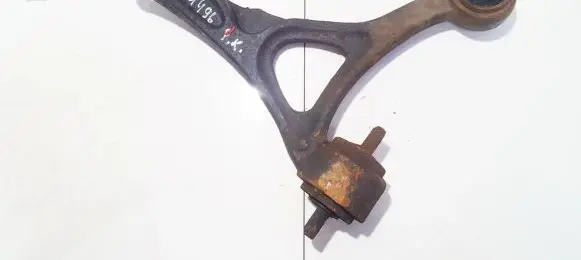 Volvo XC90 Front lower control arm/wishbone