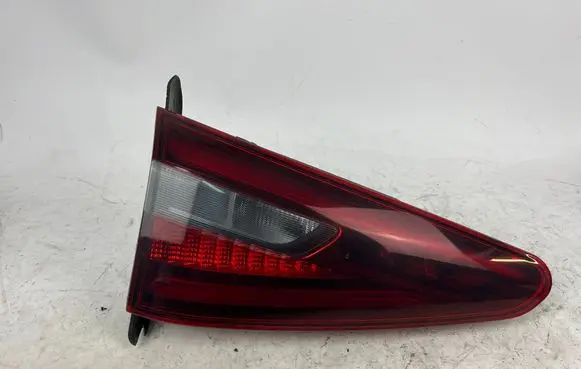 Alfa Romeo Stelvio Tailgate rear/tail lights 20805999