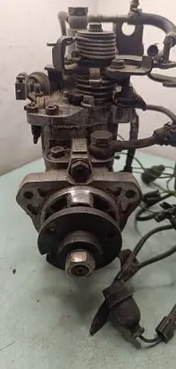 Fuel injection high pressure pump