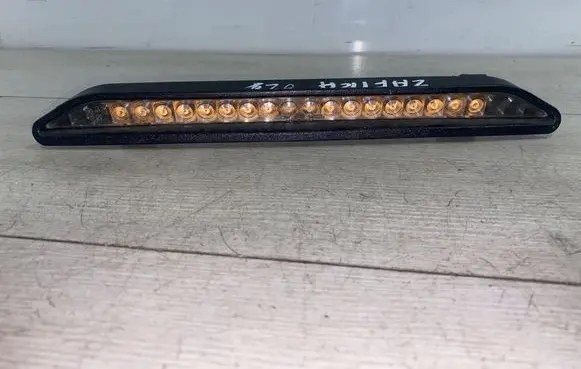 Opel Zafira A Third/center stoplight 009133882