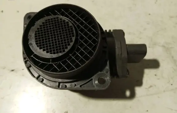 Skoda Octavia Mk2 (1Z) Mass air flow meter 038906461B 0281002531