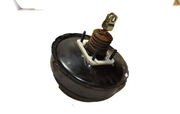 Hyundai Santa Fe Brake booster