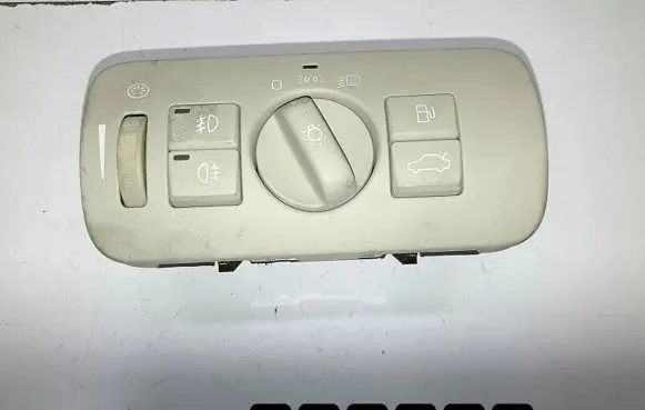 Volvo XC60 Light switch 30739422