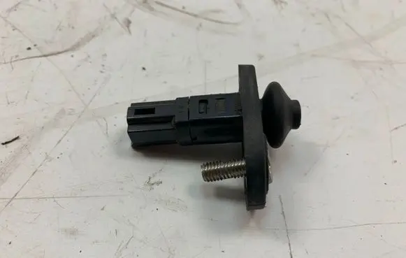 Hyundai Tucson JM Rear door sensor