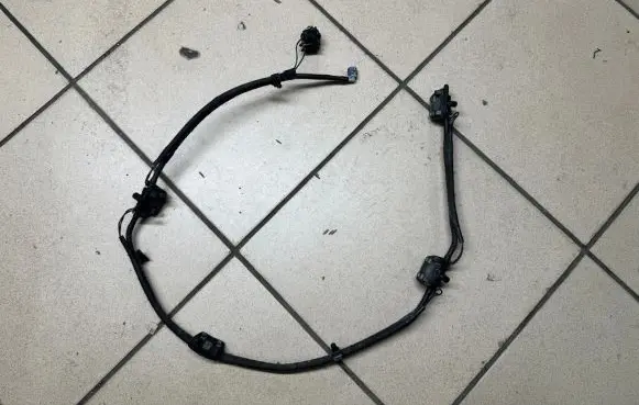 Windshield washer spray nozzle