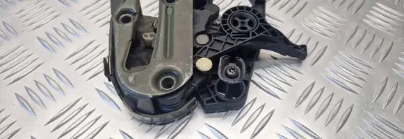 Volvo V70 Seat back rest lock catch 