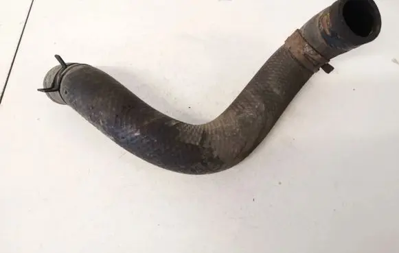 Toyota Avensis Verso Engine coolant pipe/hose