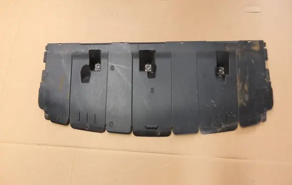 Opel Mokka B Front bumper skid plate/under tray 9835290080