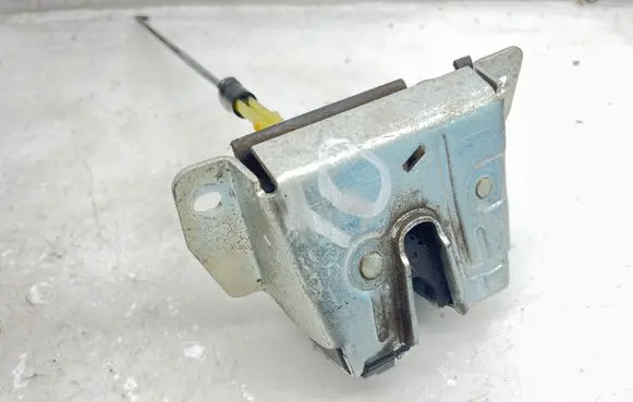Mercedes-Benz ML W163 Tailgate/trunk/boot lock/catch/latch A1637400235